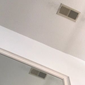 Meet your Posher, Mia